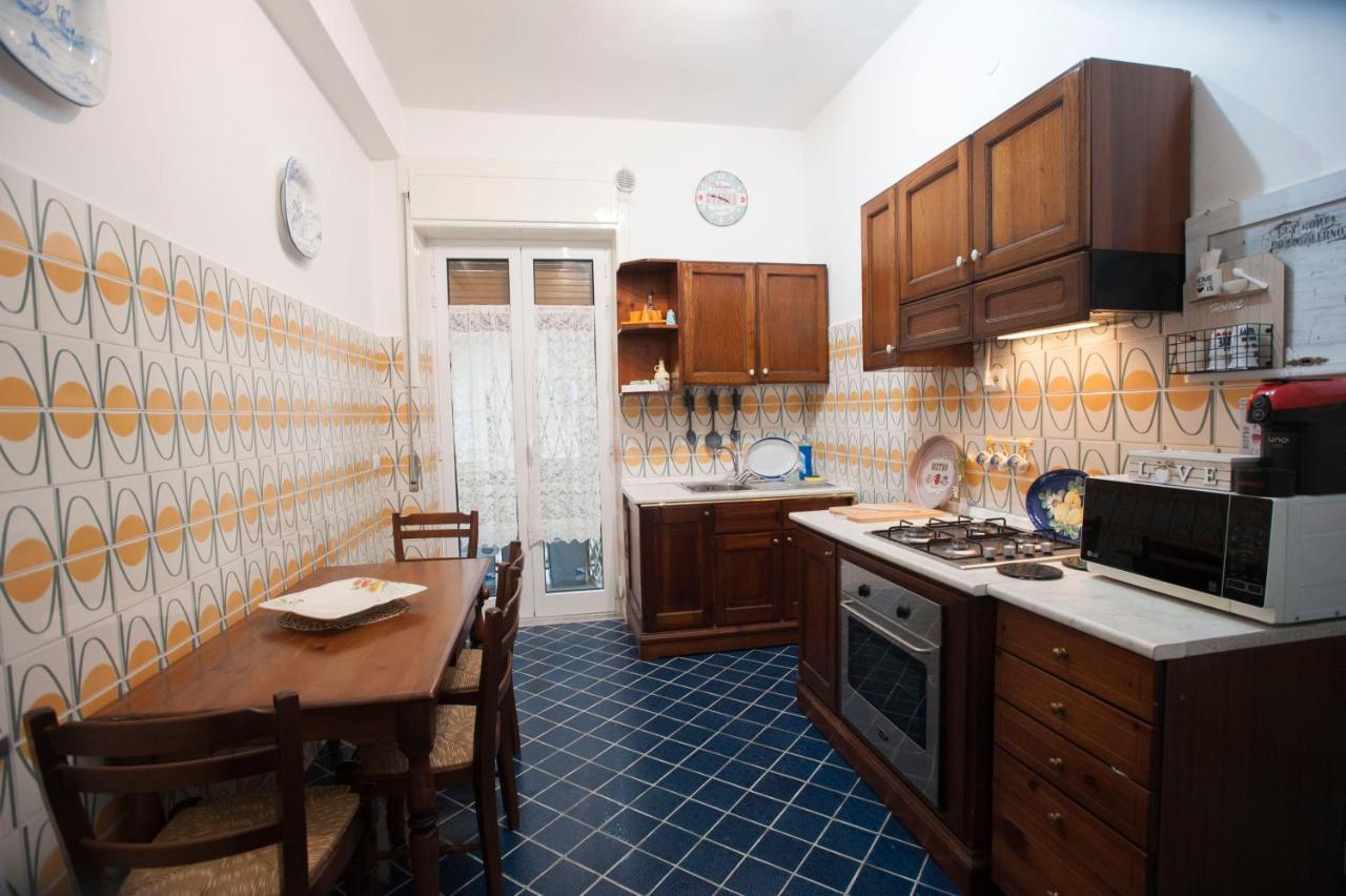Domus Salerno Apartment Exterior foto